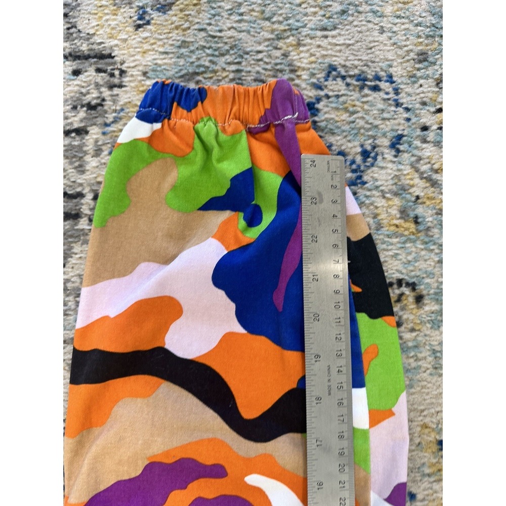 Y2K Street Style Multi Color Camo Print Cargo Pull On
BBoy, throw back - Picture 5 of 7